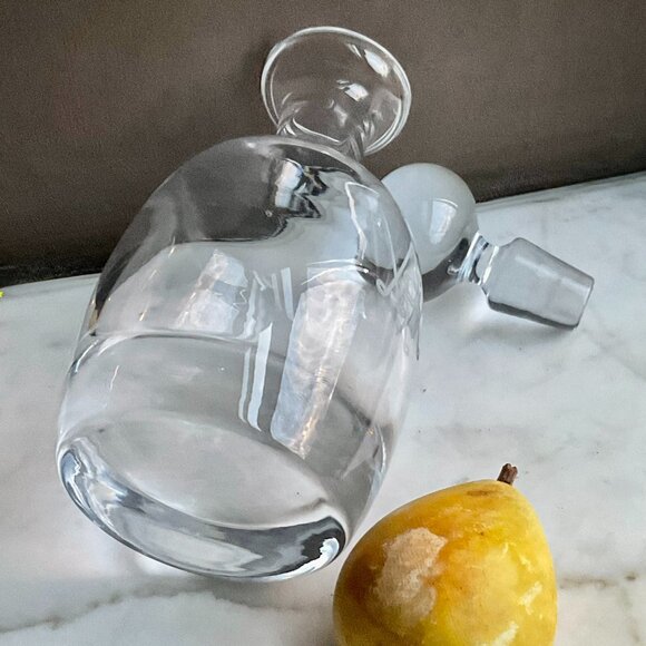 Crystal Oval Decanter & Stopper VINTAGE very heavy pristine - Picture 3 of 12